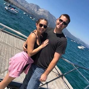 Meet your Posher, Alexus